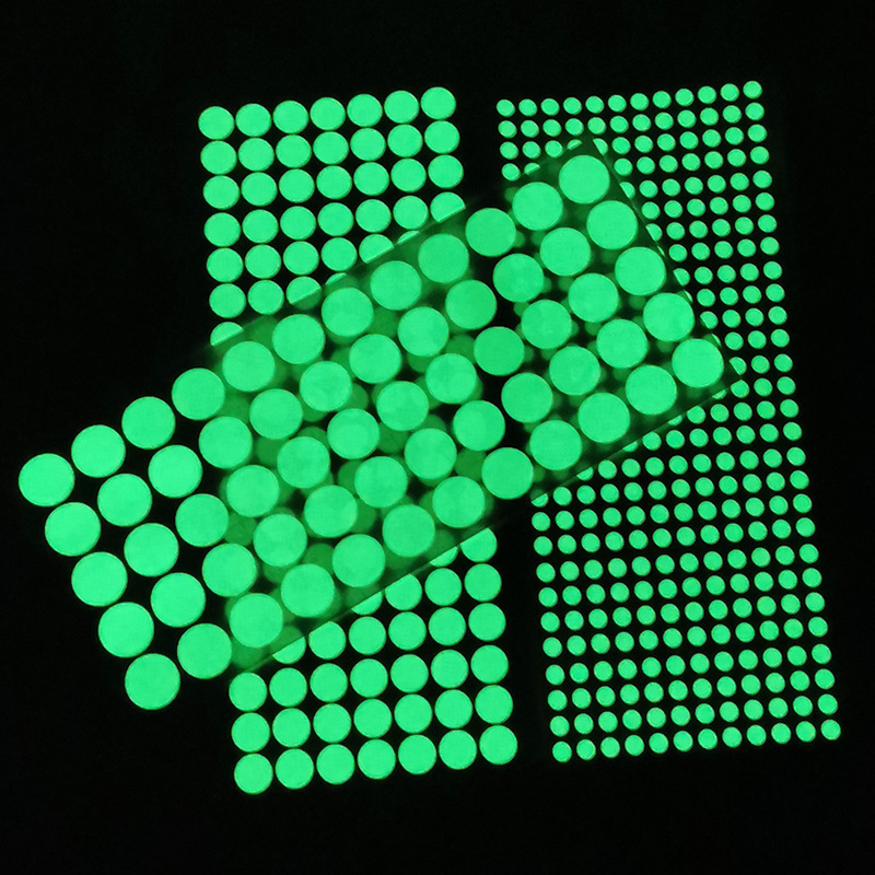 1 vel 3D lichtgevende muurstic - Glow In Dark Stars recensie en prijs